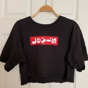 Vintage Levi’s Logo Crop Top Black